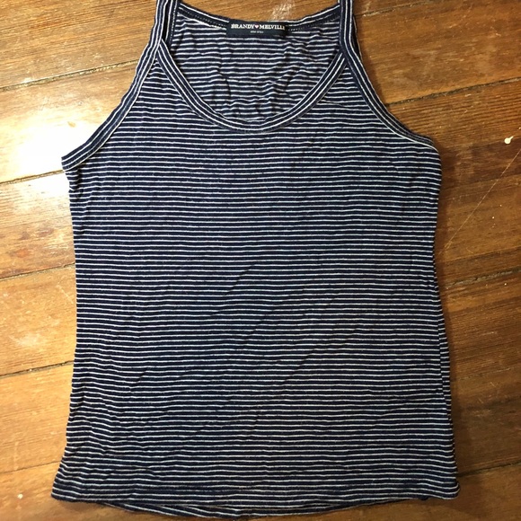 Brandy Melville Tops - Brandy Melville stretchy tank top